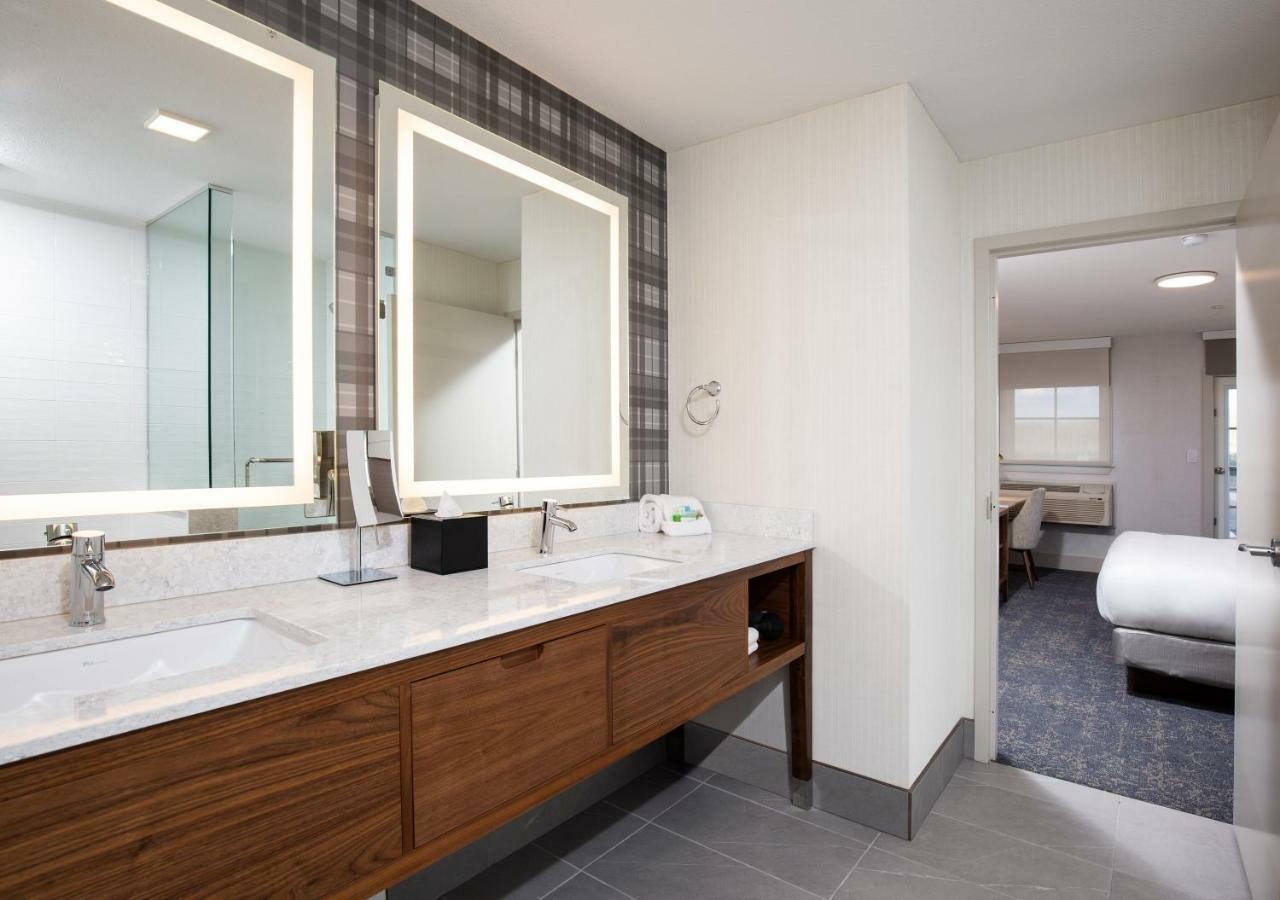 Pomeroy Hotel Fort Mcmurray Exteriér fotografie