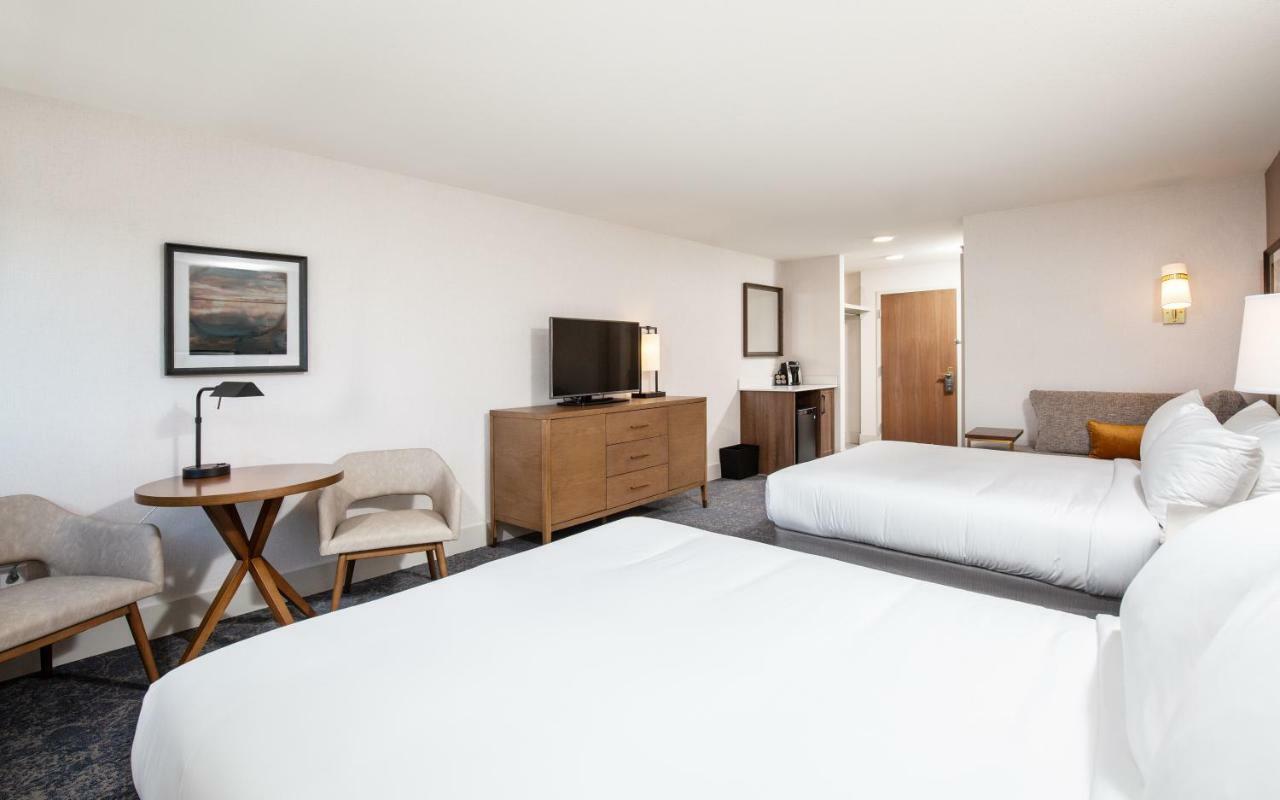 Pomeroy Hotel Fort Mcmurray Exteriér fotografie