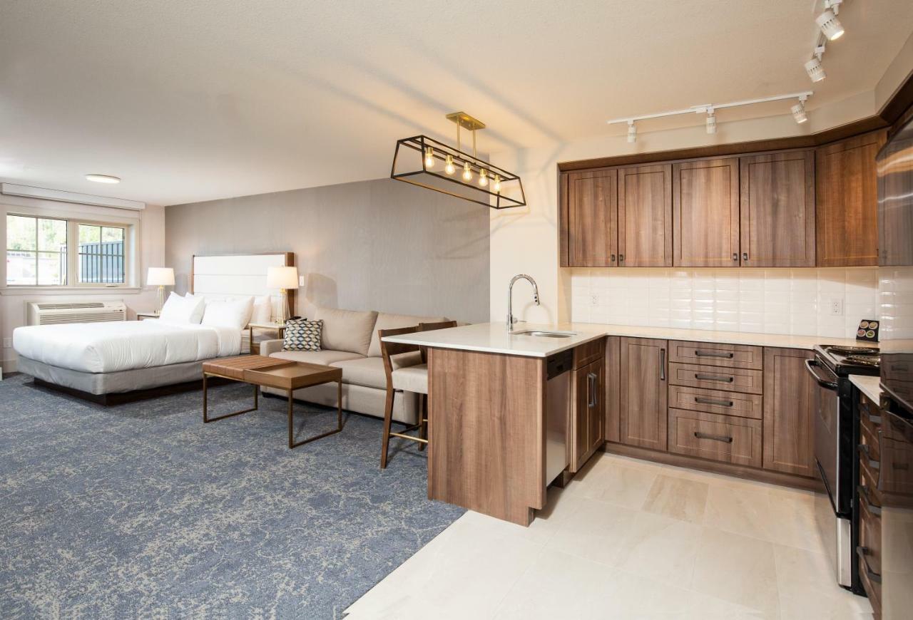 Pomeroy Hotel Fort Mcmurray Exteriér fotografie